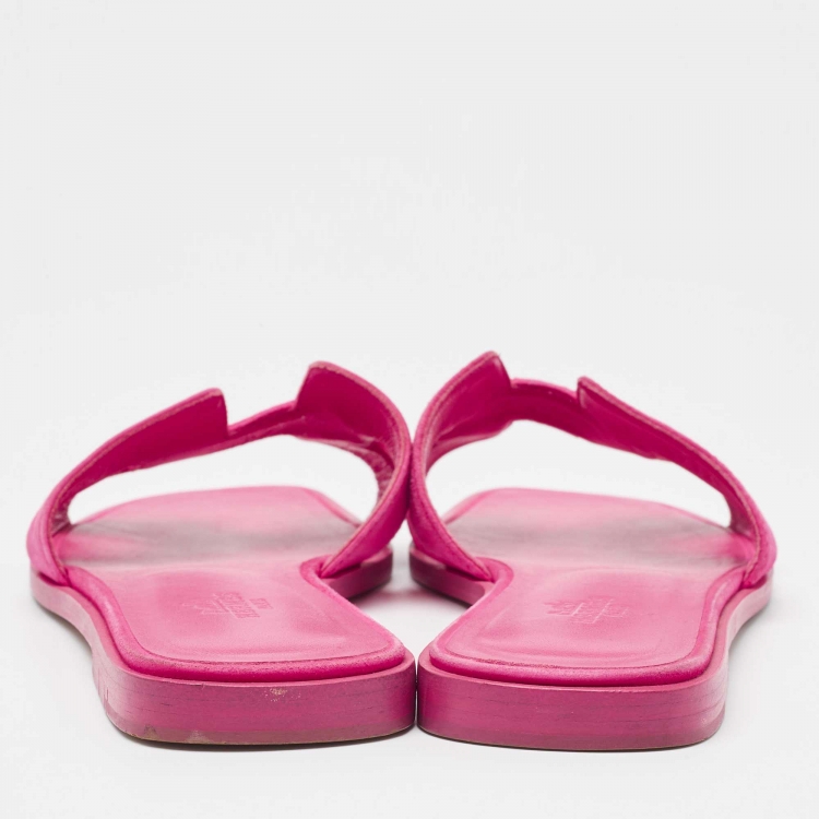 Pre Owned Hermes Pink Suede Oran Flat Slides Size 37