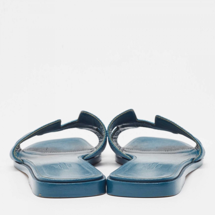 Pre Owned Hermes Teal Leather Oran Flat Slides Size 37