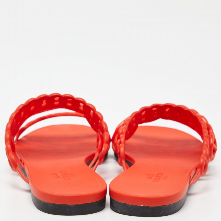 Pre Owned Hermès Orange Rubber Chaine D'ancre Flat Slides Size 36