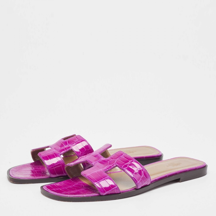 Pre Owned Hermès  Pink Crocodile Oran Flat Slides Size 39  