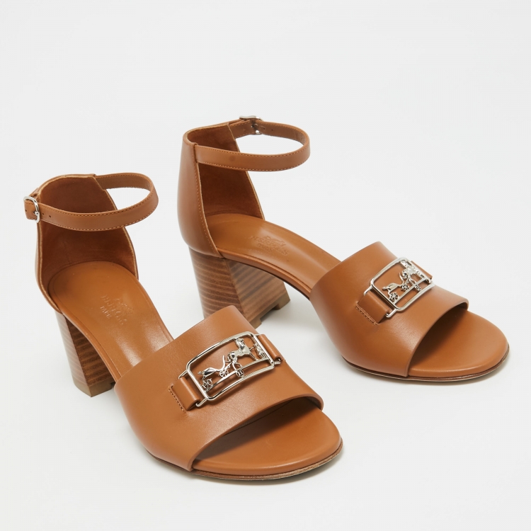 مملوكة مسبقًا Hermes Tan Leather Viaggio Ankle-Strap Sandals Size 37 