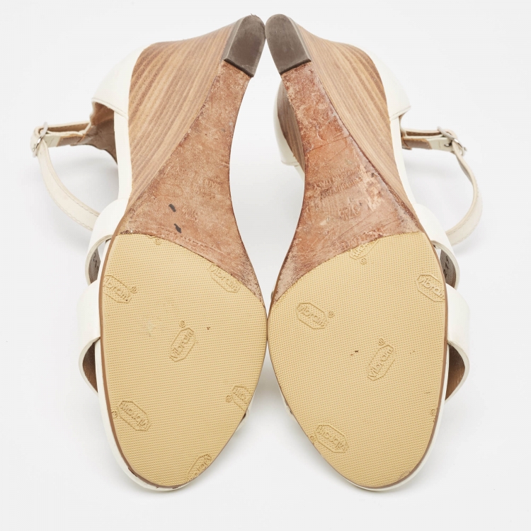 مملوكة مسبقًا Hermes White Leather Legend Wedge Ankle Strap Sandals Size 37.5