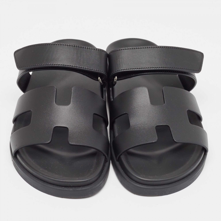Pre Owned Hermes Black Leather Chypre Flat Sandals Size 39.5