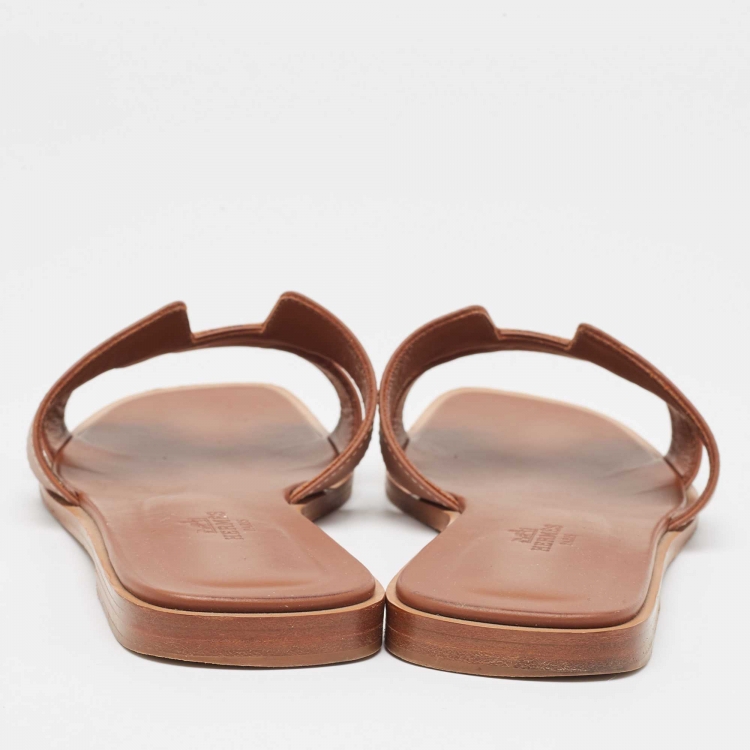 Pre Owned Hermes Brown Leather Oran Flat Slides Size 37  