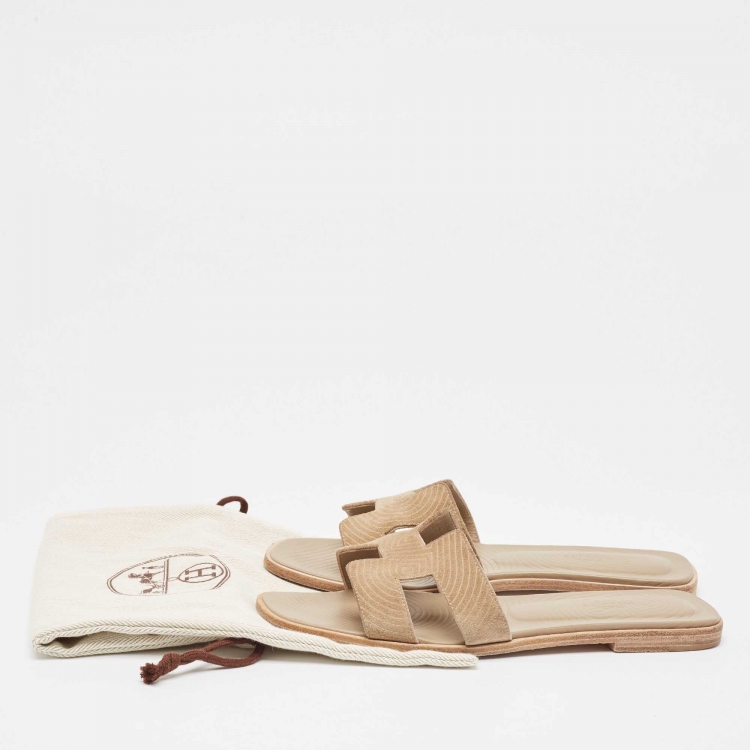 Pre Owned Hermes Beige Suede Oran Flat Slides Size 38.5 