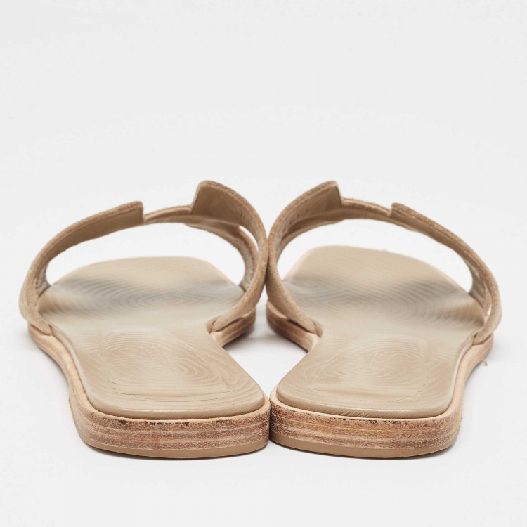 Pre Owned Hermes Beige Suede Oran Flat Slides Size 38.5 