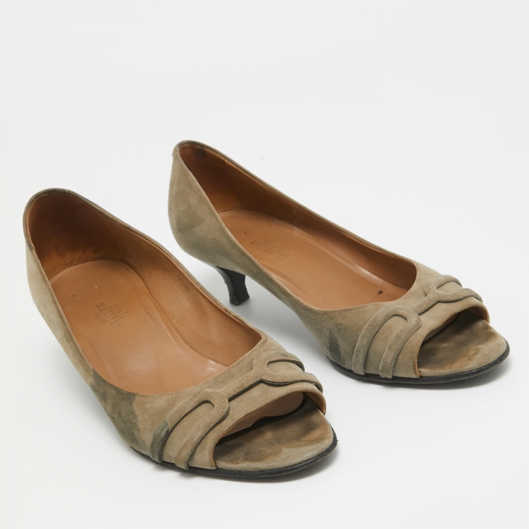 Pre Owned Hermes Grey Suede Open Toe Pumps Size 39.5