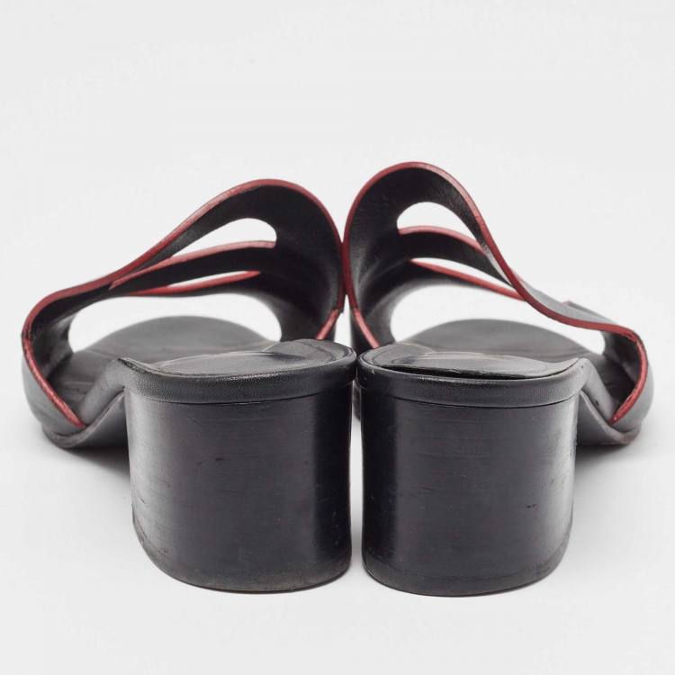 Pre Owned Hermes Black Leather Mona Sandals Size 36.5