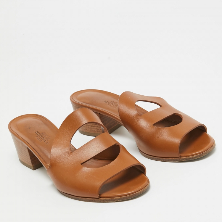 Pre Owned Hermes Tan Leather Mona Sandals Size 36.5