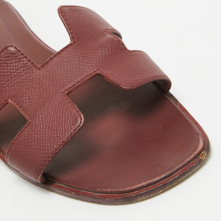 Pre Owned Hermes Burgundy Leather Oran Flat Slides Size 38