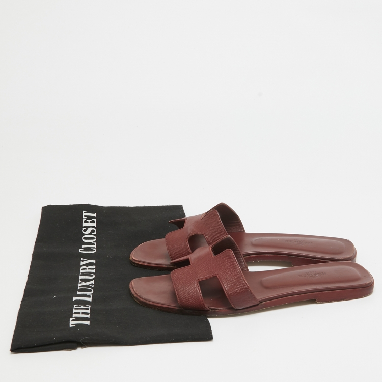 Pre Owned Hermes Burgundy Leather Oran Flat Slides Size 38