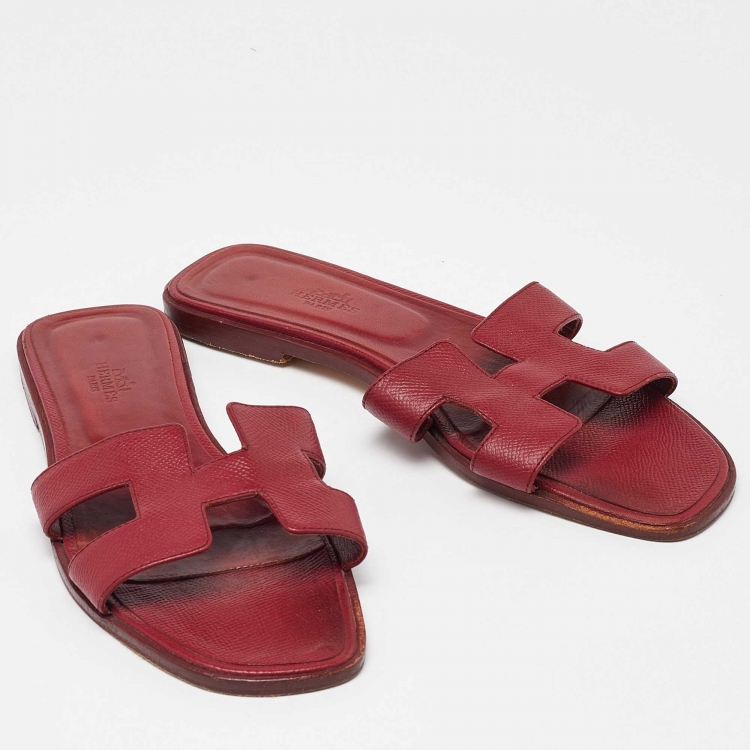 Pre Owned Hermes Red Leather Oran Flat Sandals Size 39