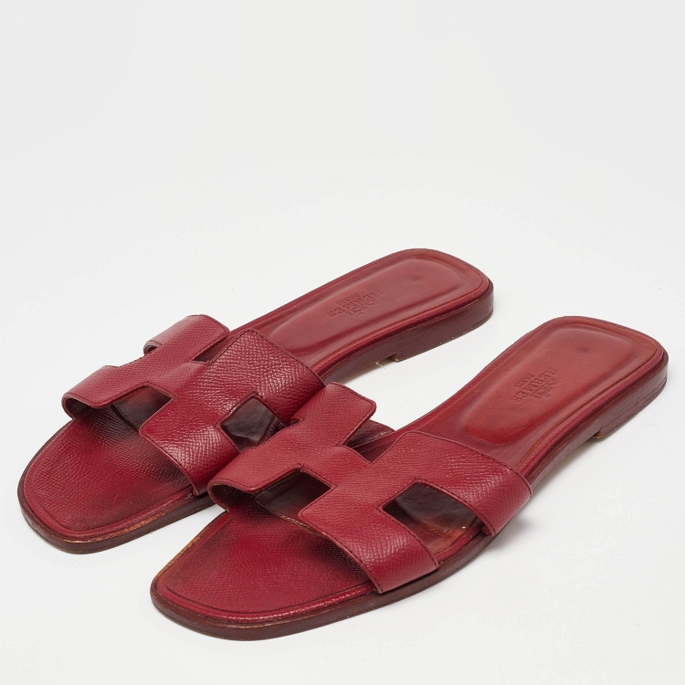 Pre Owned Hermes Red Leather Oran Flat Sandals Size 39
