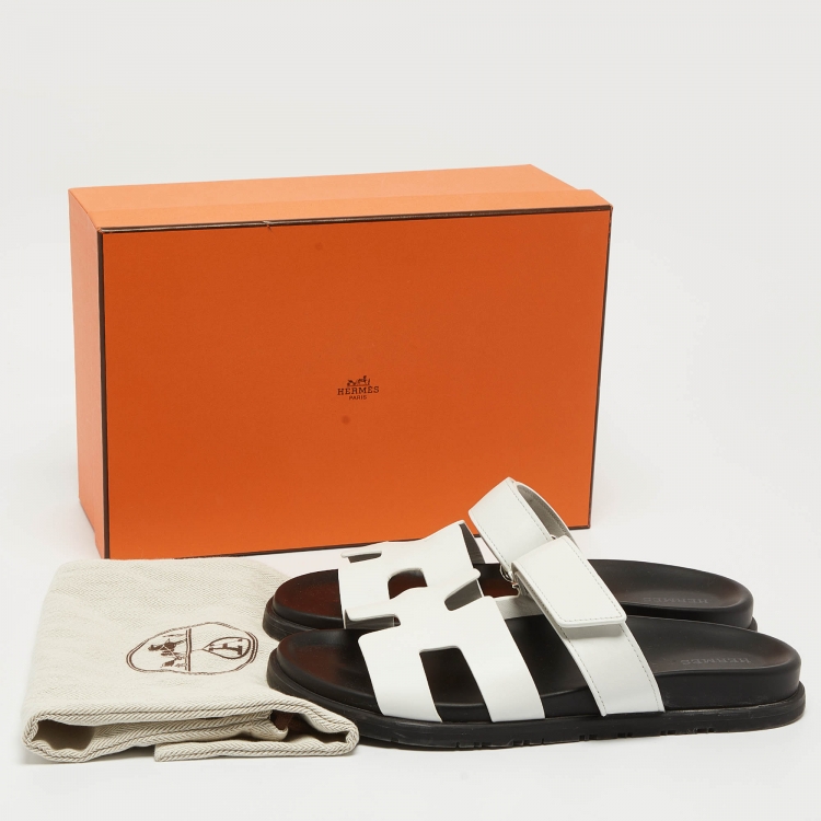 Pre Owned Hermes White Leather Chypre Slide Flats Size 39