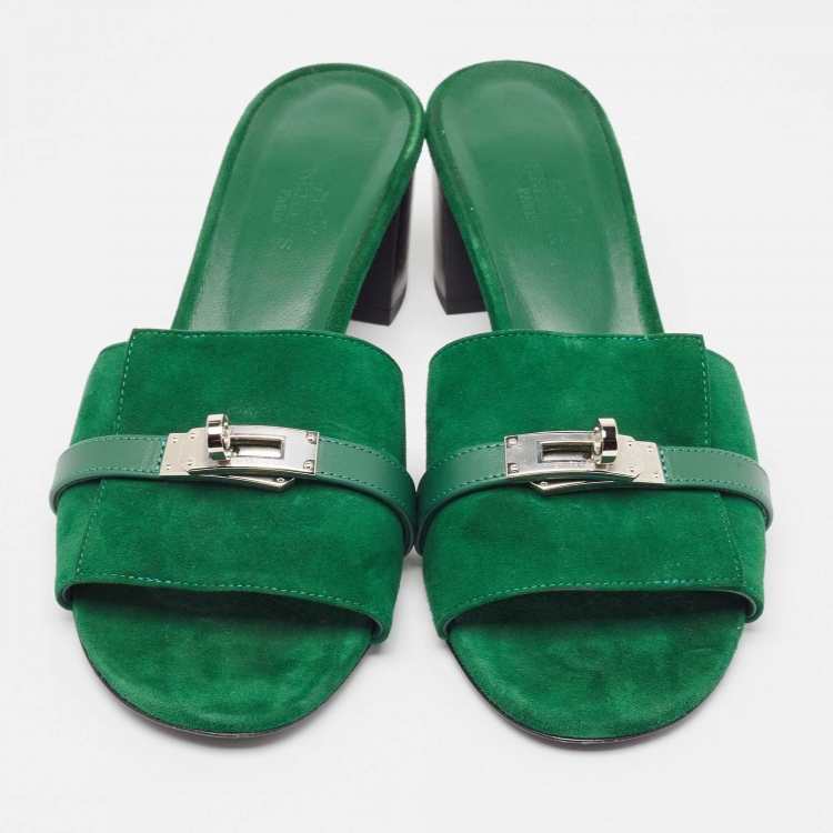 Pre Owned Hermes Green Suede Gigi Slide Sandals Size 39