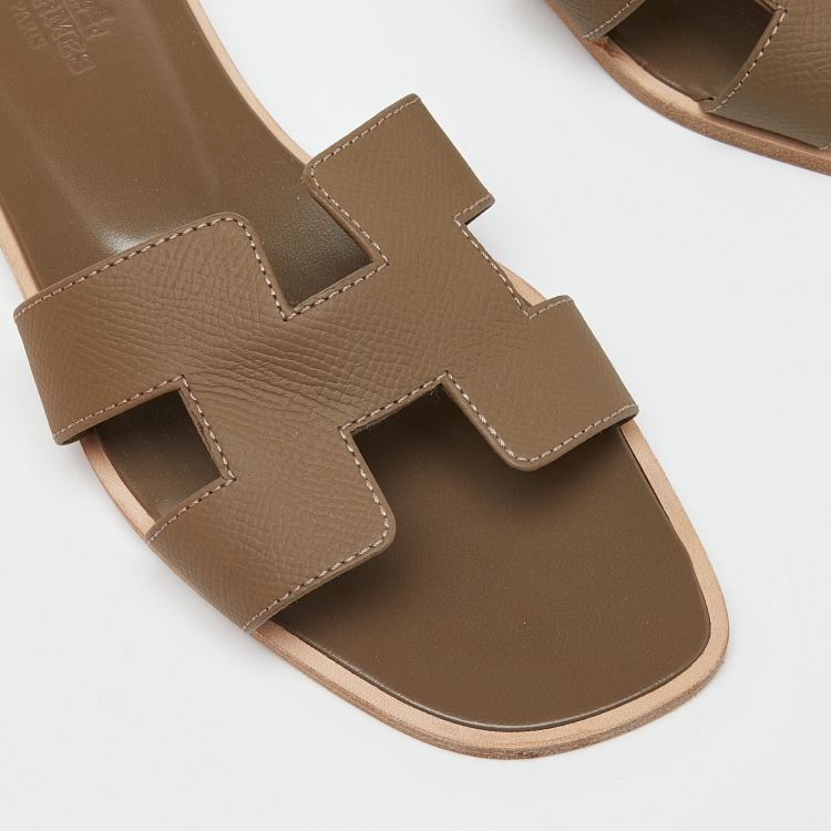 Pre Owned Hermes Grey Leather Oran Flat Slides Size 37