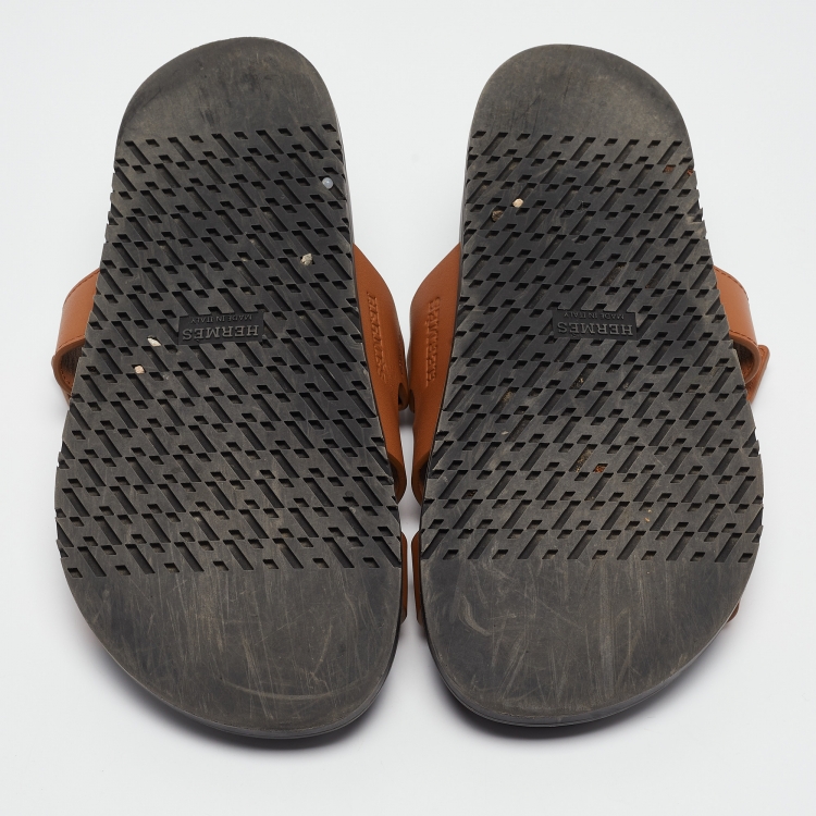 Pre Owned Hermes Tan Leather Chypre Slides Size 38.5