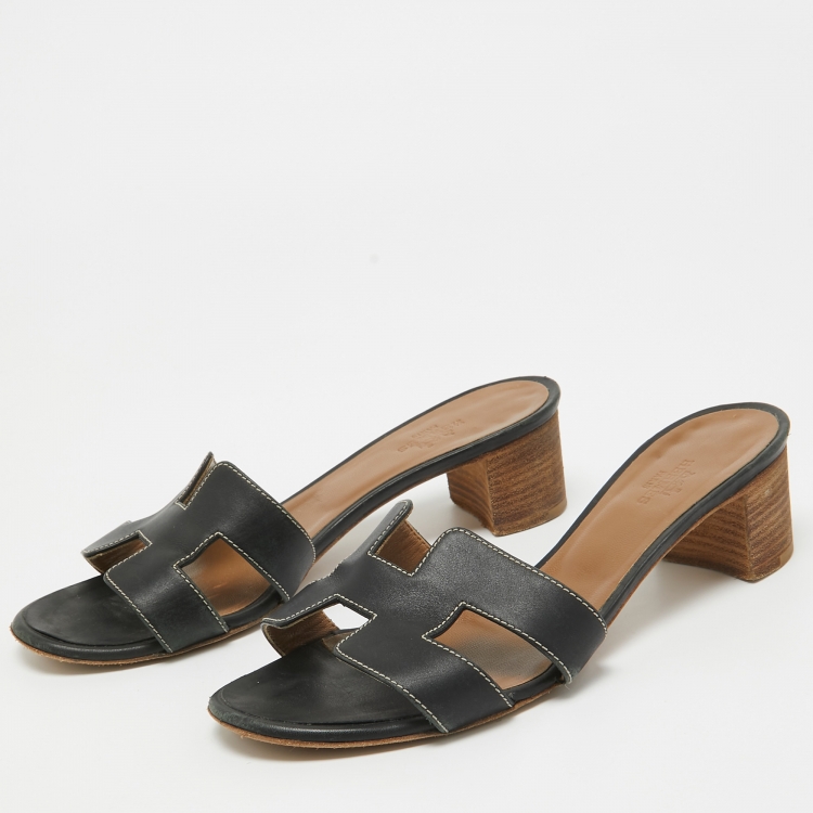 مملوكة مسبقًا Hermes Black Leather Oasis Slide Sandals Size 37