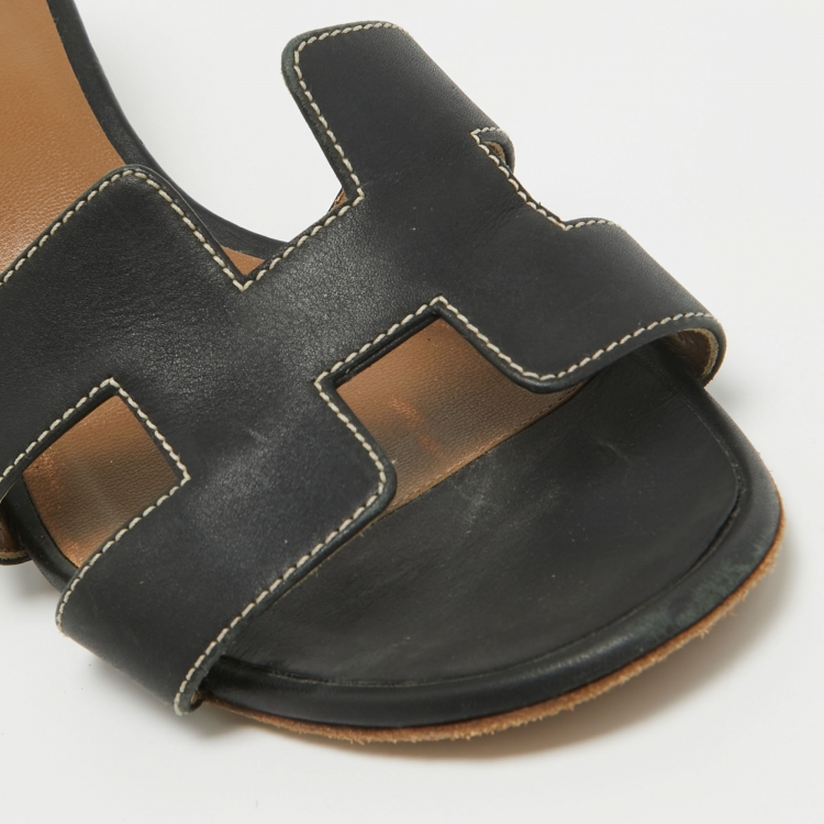 مملوكة مسبقًا Hermes Black Leather Oasis Slide Sandals Size 37