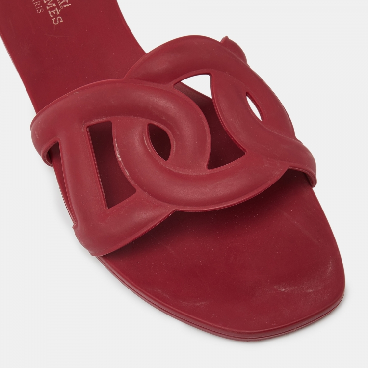 Pre Owned Hermes Red Rubber Aloha Flat Slides Size 39