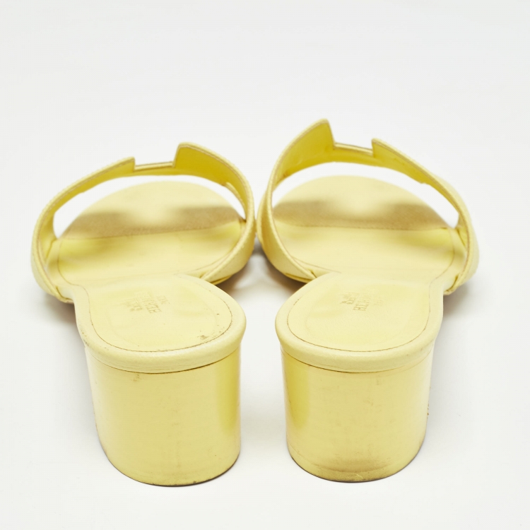 Pre Owned Hermes Yellow Leather Oasis Slide Sandals Size 39