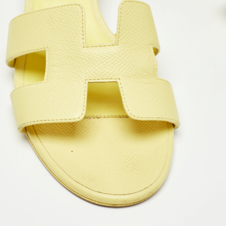 Pre Owned Hermes Yellow Leather Oasis Slide Sandals Size 39