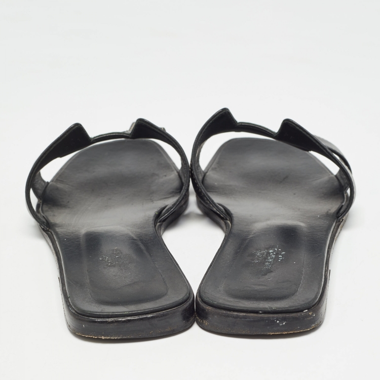 Pre Owned Hermes Black Leather Oran Flat Slides Size 41