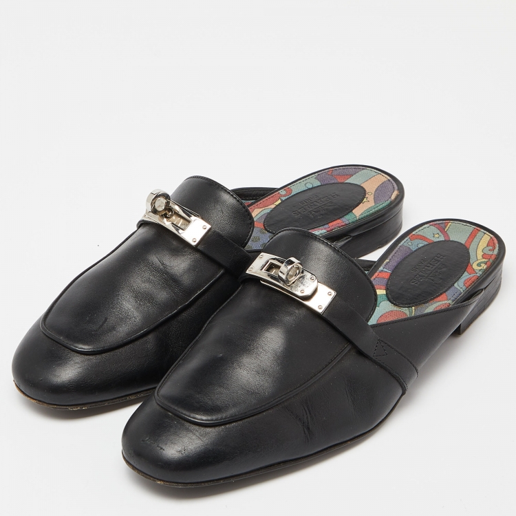 مملوكة مسبقًا Hermes Black Leather Oz Flat Mules Size 37
