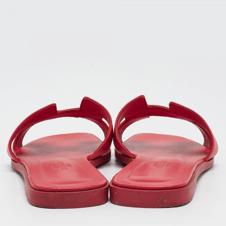 Pre Owned Hermès Pink Leather Oran Flat Slides Size 36