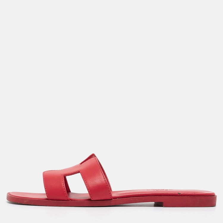 Pre Owned Hermès Pink Leather Oran Flat Slides Size 36