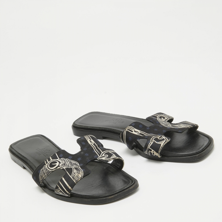 Pre Owned Hermes Black Printed Fabric Oran Flat Slides Size 35