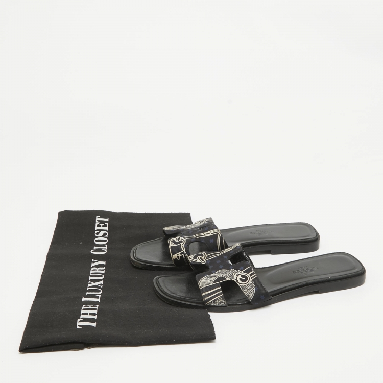Pre Owned Hermes Black Printed Fabric Oran Flat Slides Size 35