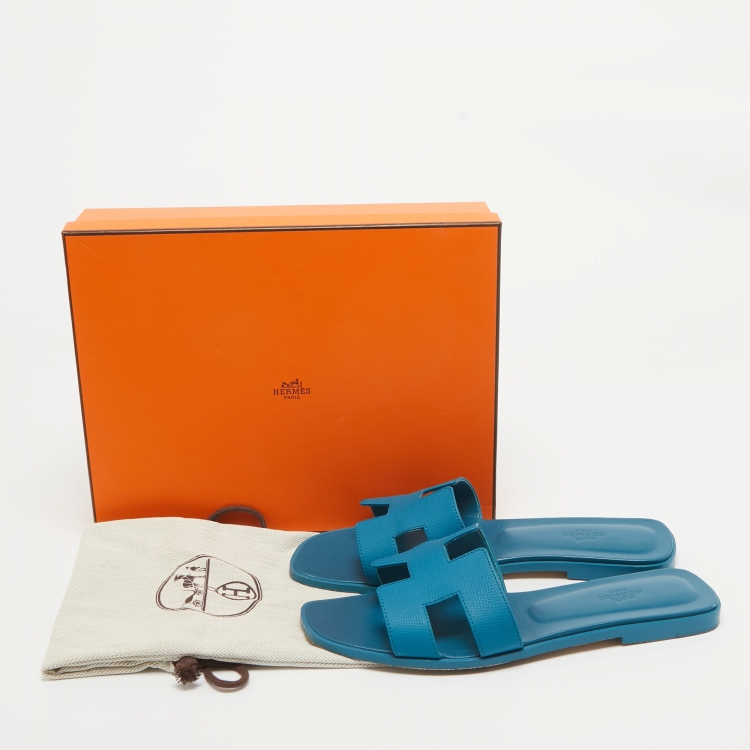 Pre Owned Hermes Blue Leather Oran Flat Slides Size 40