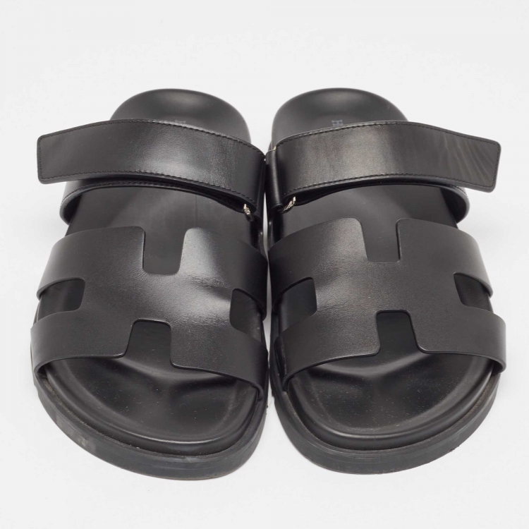 مملوكة مسبقًا Hermes Black Leather Chypre Sandals Size 40