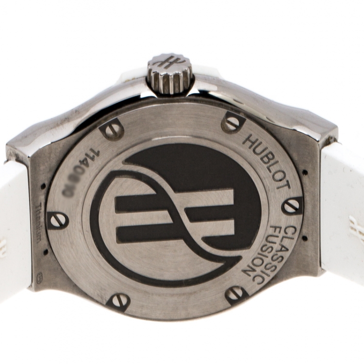 Pre Owned Hublot White Titanium and Stainless Steel Diamond Classic Fushion Women's Wristwatch 33 MM