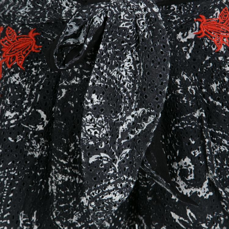 Pre Owned Isabel Marant Black and Red Eyelet Embroidered Cotton Nash Shorts  S