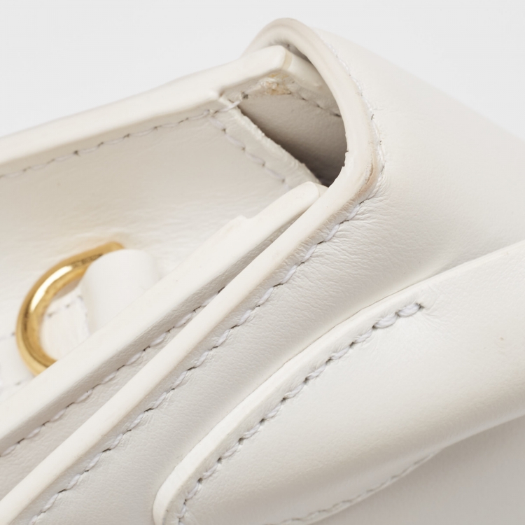 Pre Owned Jacquemus White Leather Long Le Chiquito Top Handle Bag