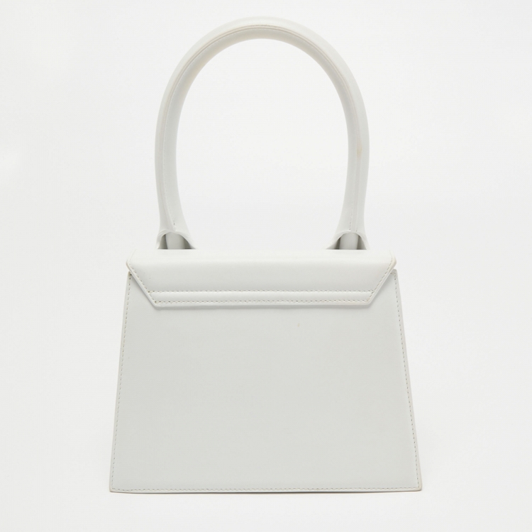 Pre Owned Jacquemus White Leather Le Grand Chiquito Top Handle Bag