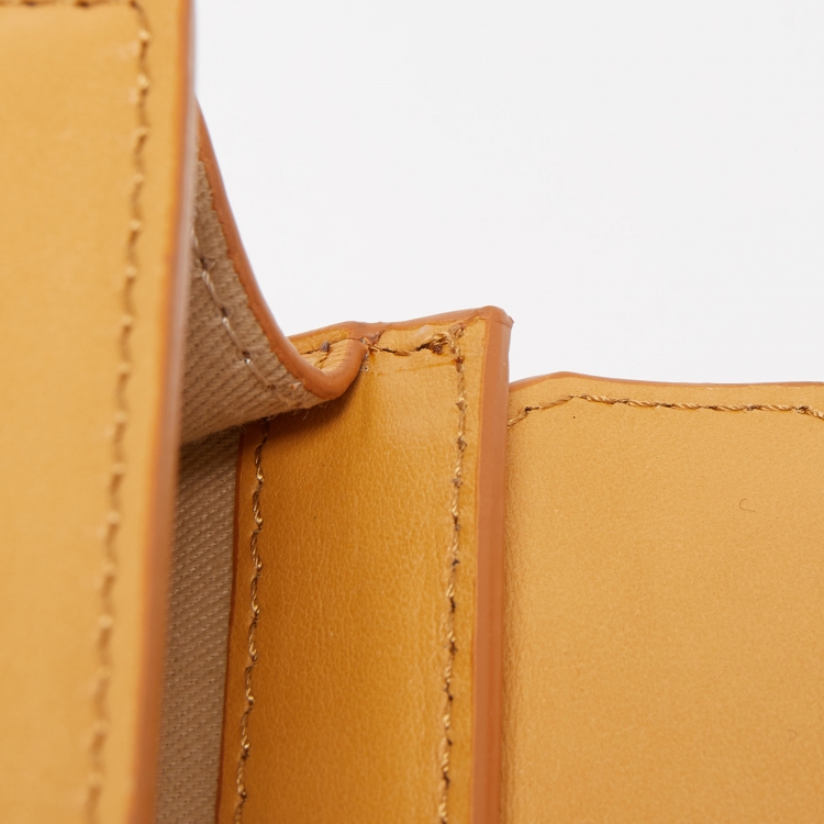 Pre Owned Jacquemus Tan Leather Le Chiquito Moyen Top Handle Bag