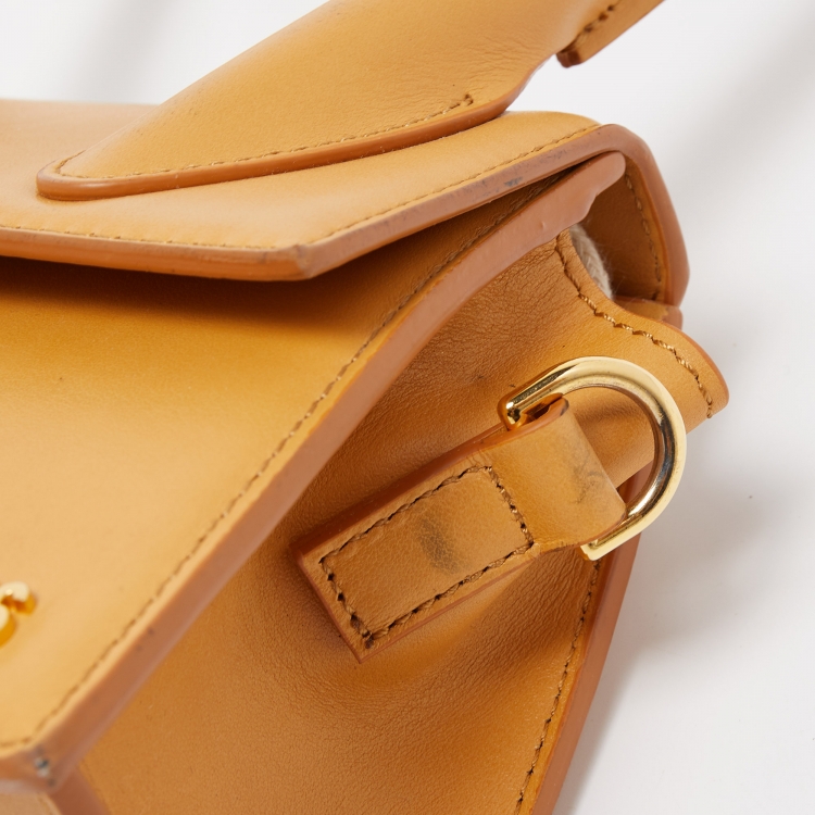 Pre Owned Jacquemus Tan Leather Le Chiquito Moyen Top Handle Bag