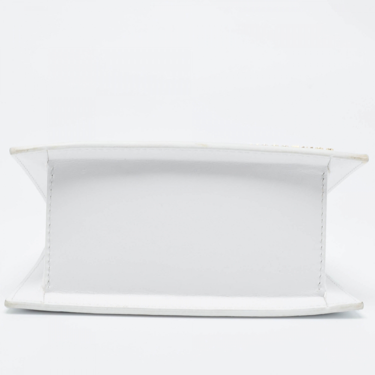 Pre Owned Jacquemus White Leather Le Chiquito Moyen Top Handle Bag