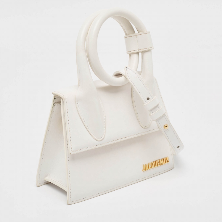 مملوكة مسبقًا Jacquemus White Leather Le Chiquito Noeud Top Handle Bag