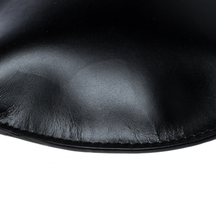 Pre Owned Jil Sander Black Leather Round Clutch