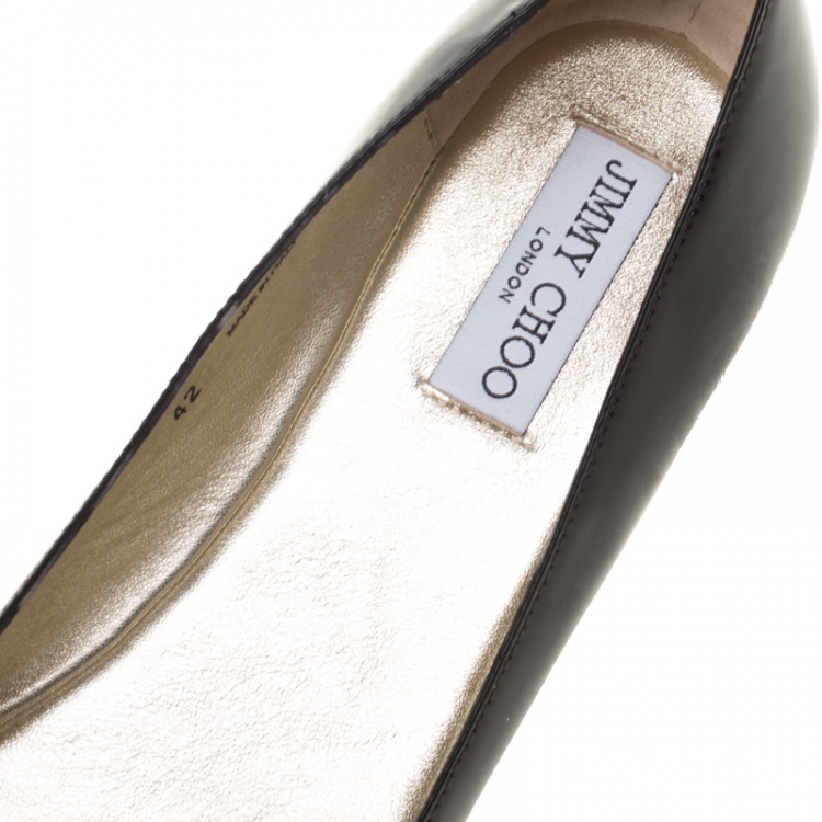 مملوكة مسبقًا Jimmy Choo Black Patent Leather Wray Flats Size 42
