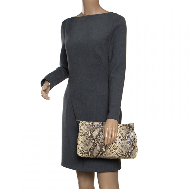 مملوكة مسبقًا Jimmy Choo Beige Python Embossed Leather Star Studded Zulu Clutch