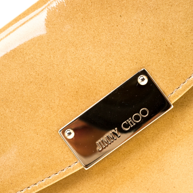 مملوكة مسبقًا Jimmy Choo Beige Patent Leather Riane Clutch