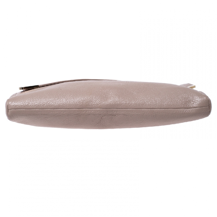 مملوكة مسبقًا Jimmy Choo Nude Patent Leather Flap Clutch