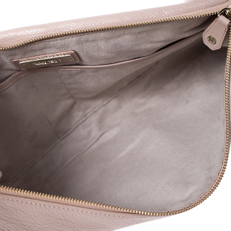 مملوكة مسبقًا Jimmy Choo Nude Patent Leather Flap Clutch