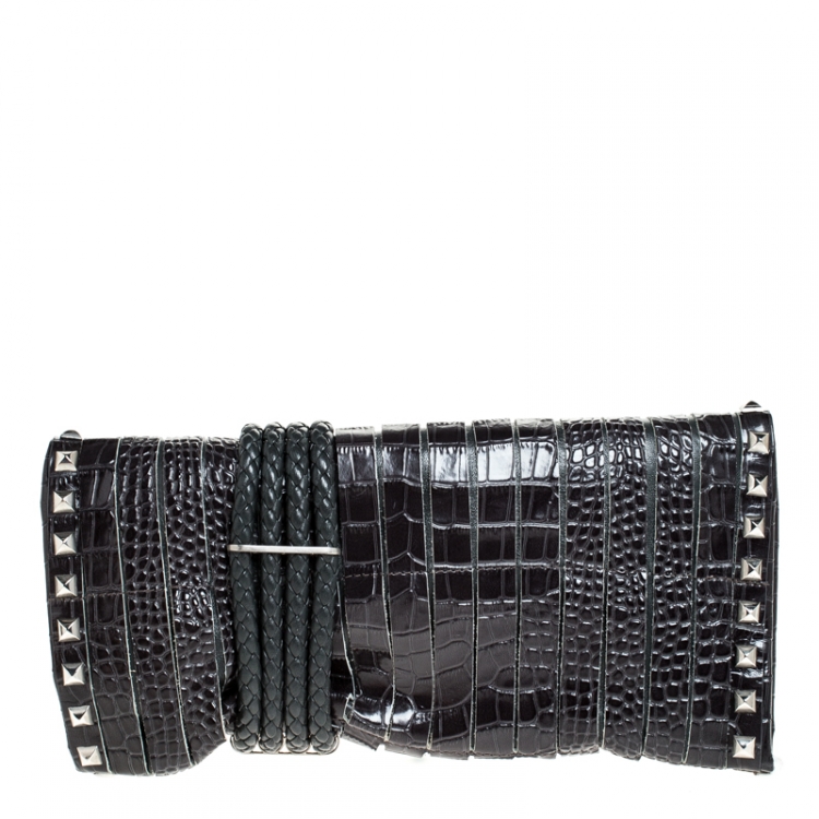 مملوكة مسبقًا Jimmy Choo Black Croc Embossed Leather Studded Chandra Clutch