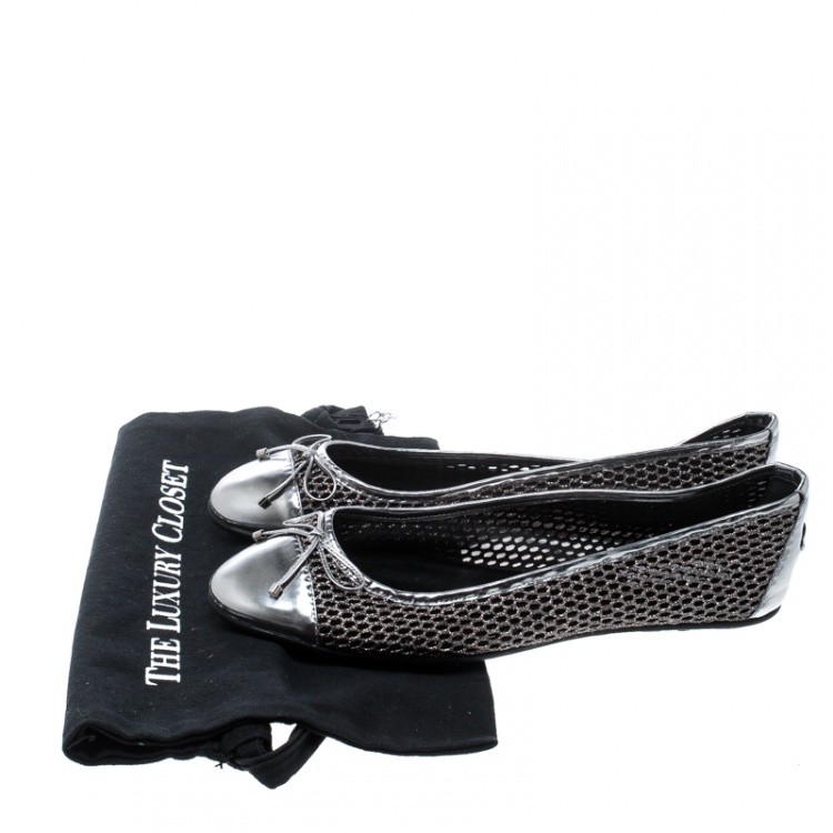 Pre Owned Jimmy Choo Metallic Silver Mesh And Leather Cap Toe Bow Detail Ballet Flats Size 42